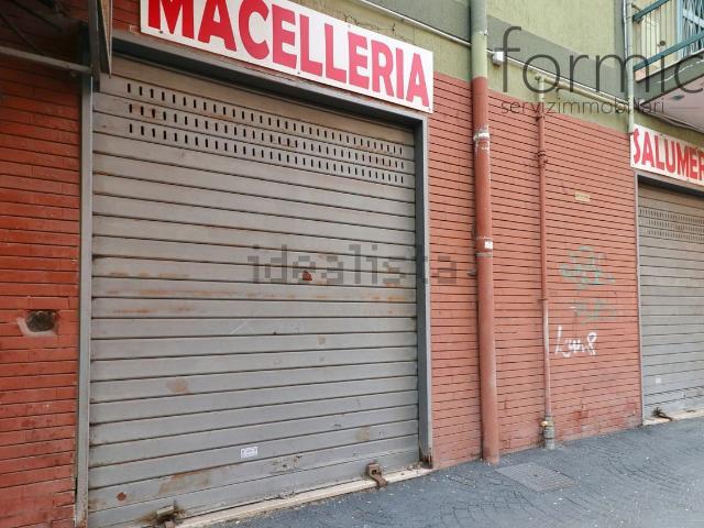 Locale in vendita di 42 m² in Viale Leone