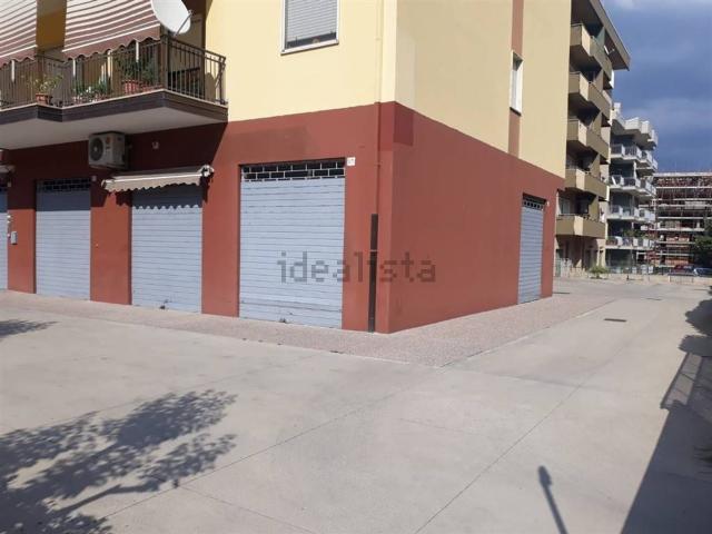 Locale in vendita di 42 m²