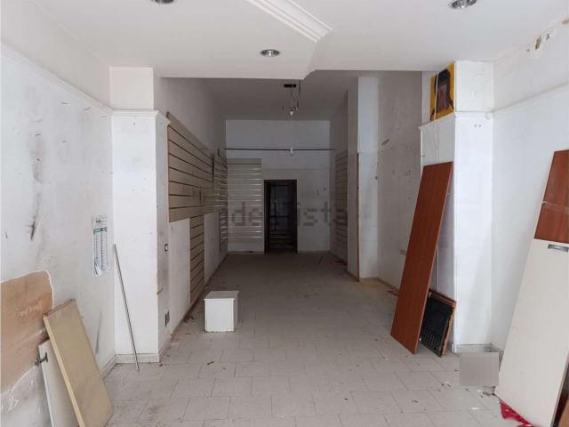 Locale in vendita di 42 m²