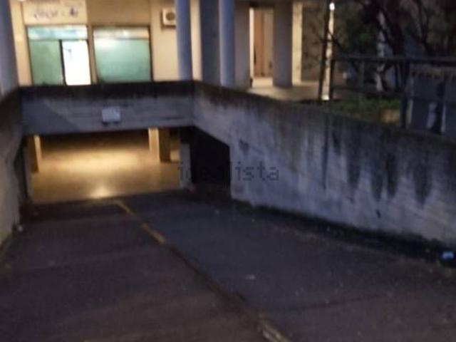 Locale in vendita di 433 m² in Via Giuseppe di Vittorio, 87