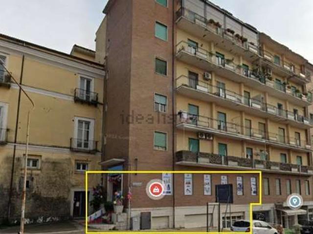 Locale in vendita di 436 m² in Via Torre della Catena