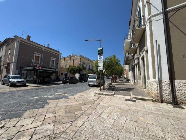 Locale in vendita di 47 m² in Corso Giacomo Matteotti