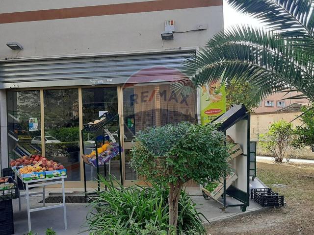 Locale in vendita di 47 m² in Via Pietro Micca, 13