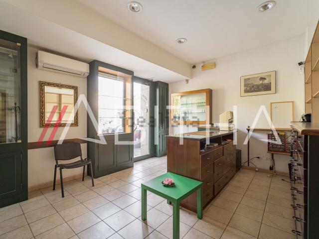 Locale in vendita di 47 m² in Via Salaria, 1411