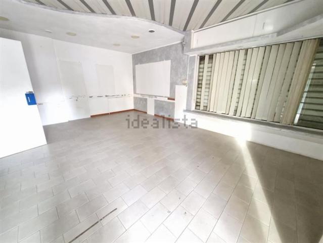 Locale in vendita di 44 m² in Piazza Aldo Moro, 1