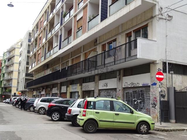 Locale in vendita di 44 m² in Via Buccari, 128