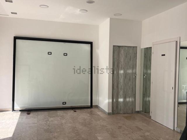 Locale in vendita di 44 m² in Via Pietro Platania