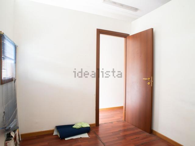 Locale in vendita di 45 m² in Largo Giannina Milli, 3