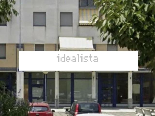 Locale in vendita di 45 m² in Piazza Fogliabella, 21