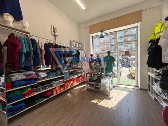 Locale in vendita di 45 m² in Via Torino