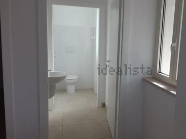 Locale in vendita di 45 m² in Via Alcide de Gasperi