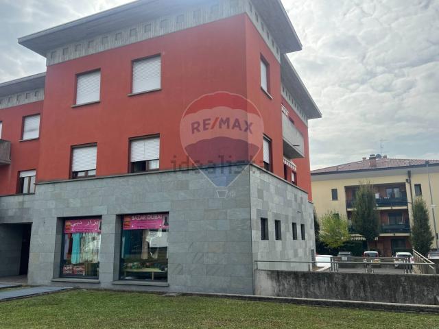 Locale in vendita di 45 m² in Via Alessandro Manzoni, 5