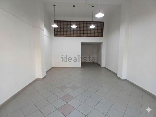 Locale in vendita di 45 m² in Via Canale