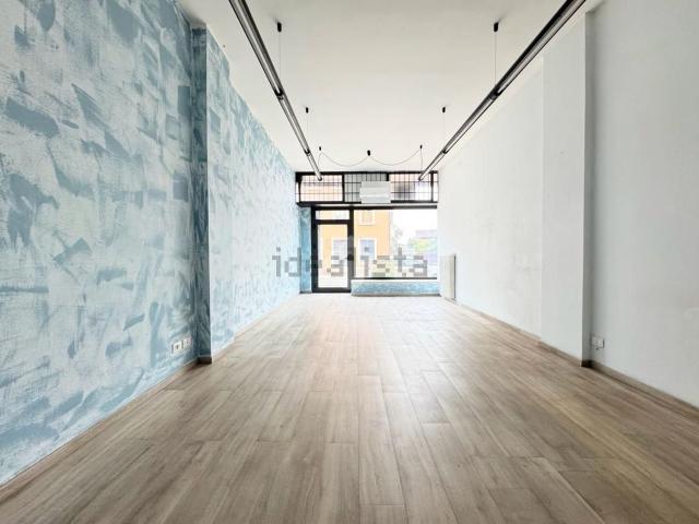 Locale in vendita di 45 m² in Via Cividale, 152