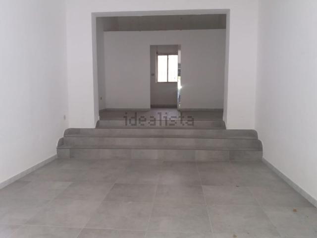 Locale in vendita di 45 m² in Via dei Mille, 252