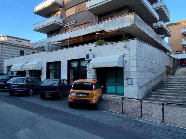 Locale in vendita di 45 m² in Via di Ronciglione, 48