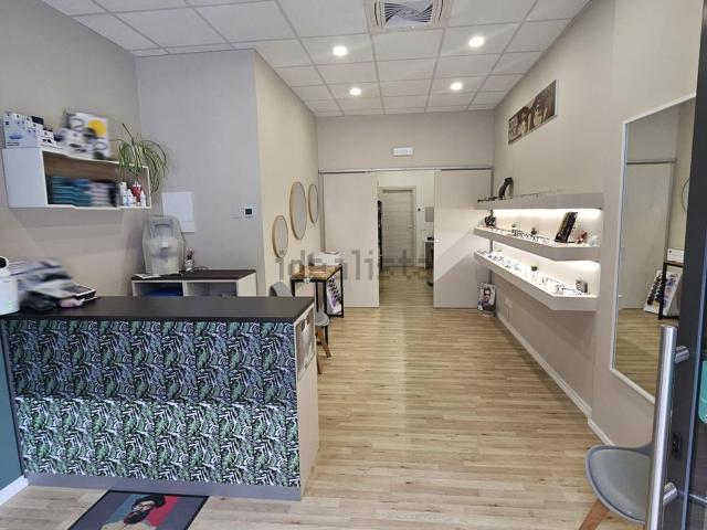 Locale in vendita di 45 m² in Via Ferdinando Magellano