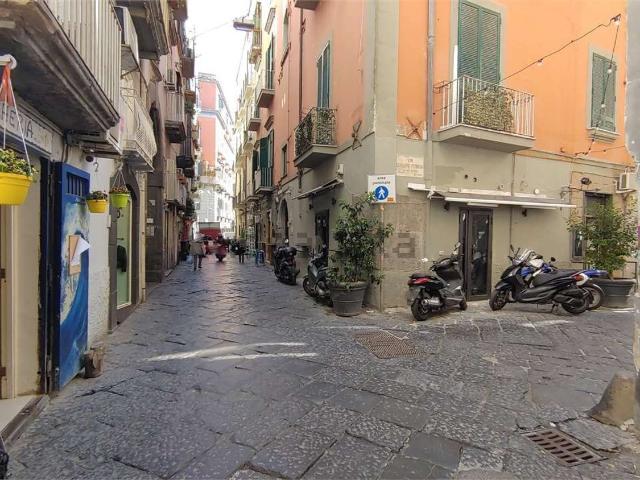Locale in vendita di 45 m² in Via Giuseppe Ferrigni, 38