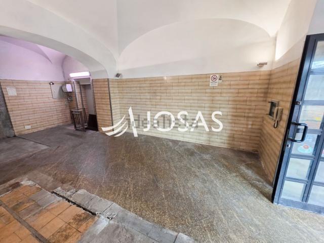 Locale in vendita di 45 m² in Via Marche, 25