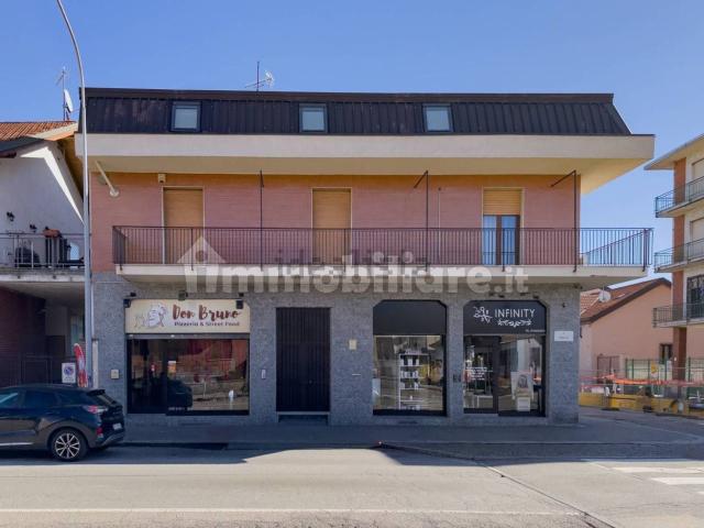 Locale in vendita di 45 m² in Via Monastir, 71