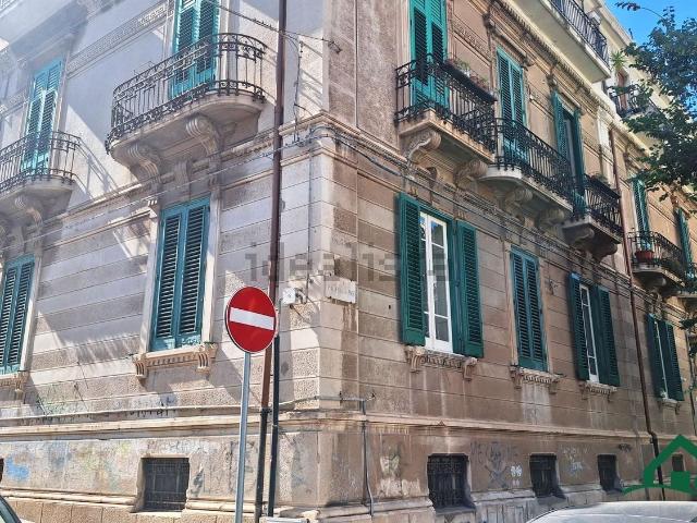Locale in vendita di 45 m² in Via Oratorio della Pace, 6