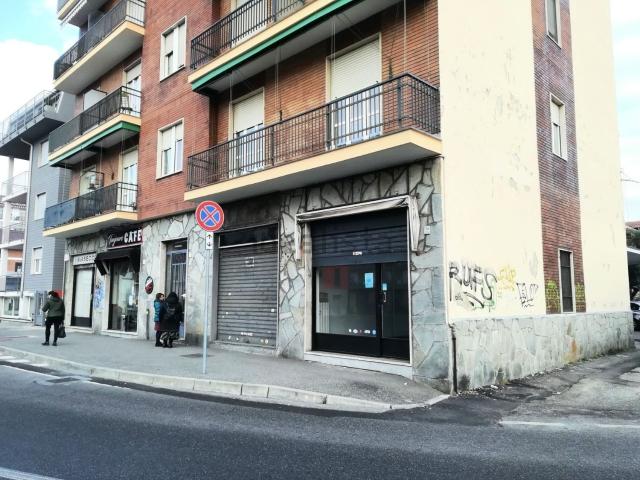 Locale in vendita di 45 m² in Via Schiapparelli, 1