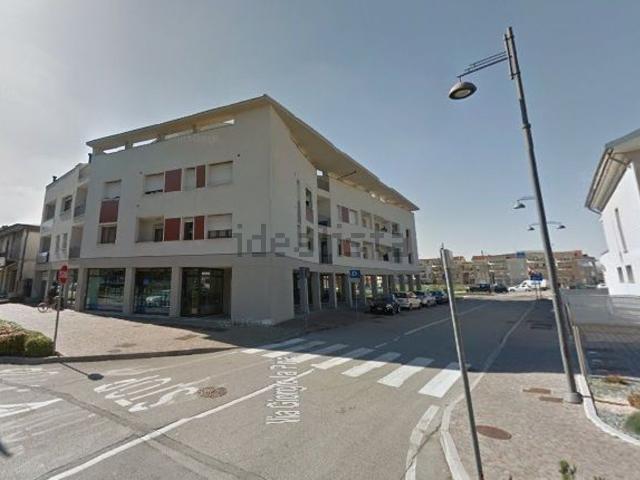 Locale in vendita di 46 m² in Via Giorgio la Pira, 4
