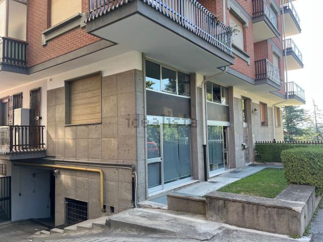 Locale in vendita di 46 m² in Via Luigi Fresia, 1
