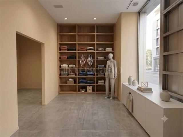 Locale in vendita di 46 m² in Viale della Libertà