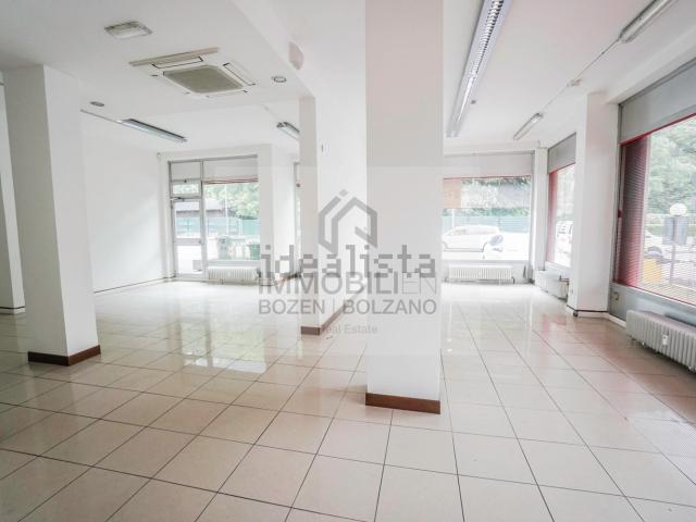 Locale in vendita di 470 m² in Via Maso della Pieve, 66