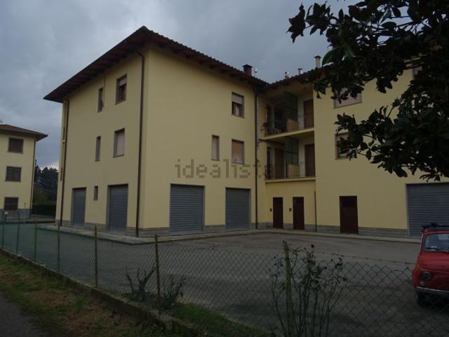 Locale in vendita di 470 m² in Via Nino Bixio