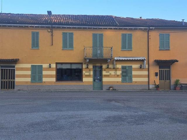 Locale in vendita di 473 m²