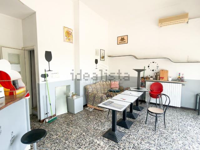 Locale in vendita di 48 m² in Via G. Matteotti, 8