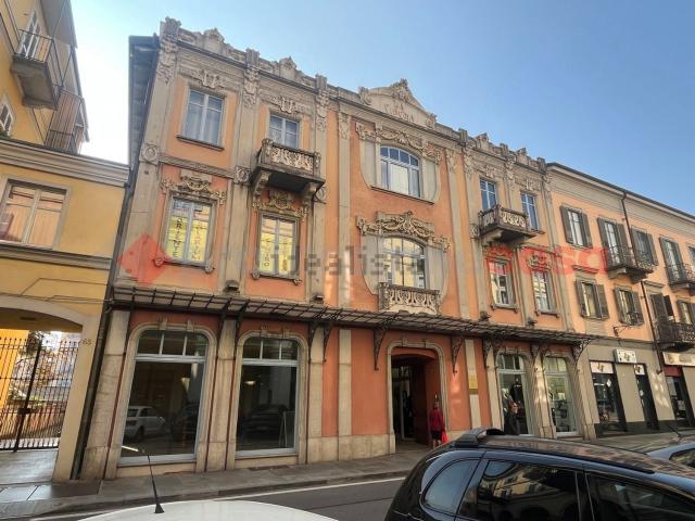 Locale in vendita di 48 m² in Via Michele Buniva, 63
