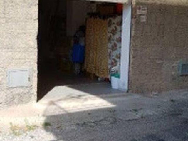 Locale in vendita di 48 m² in Viale Magna Grecia
