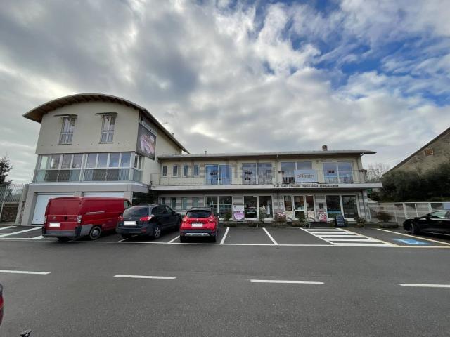 Locale in vendita di 497 m² in Via Risorgimento