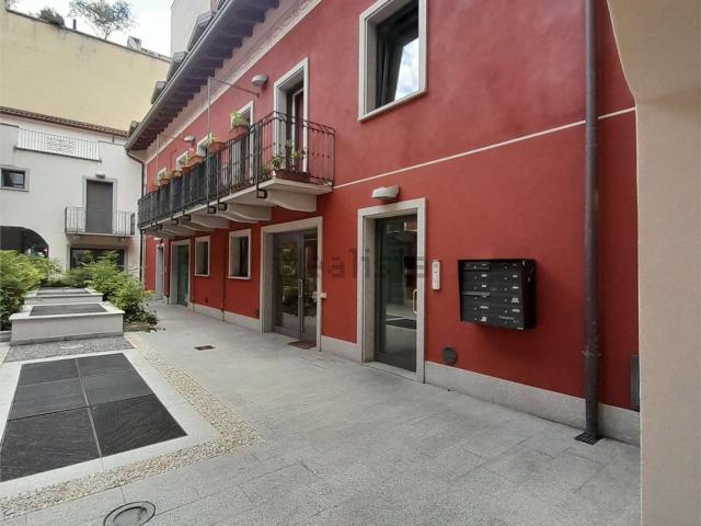 Locale in vendita di 49 m² in Via Cavour, 13