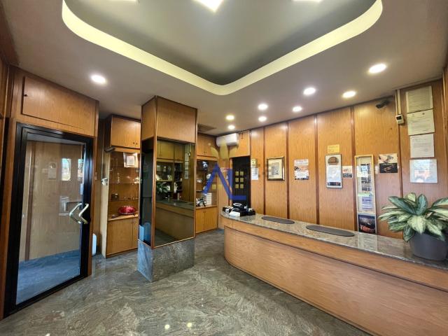 Locale in vendita di 49 m² in Viale Palmiro Togliatti, 1601