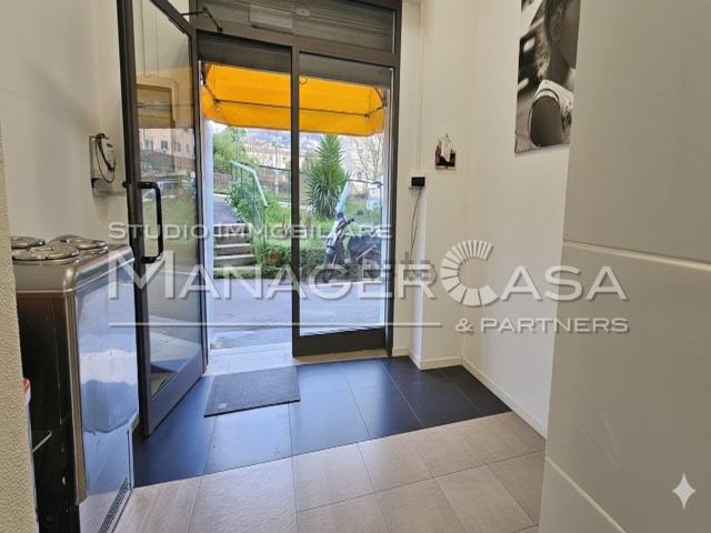 Locale in vendita di 53 m² in Salita Madonnetta di Struppa, 22
