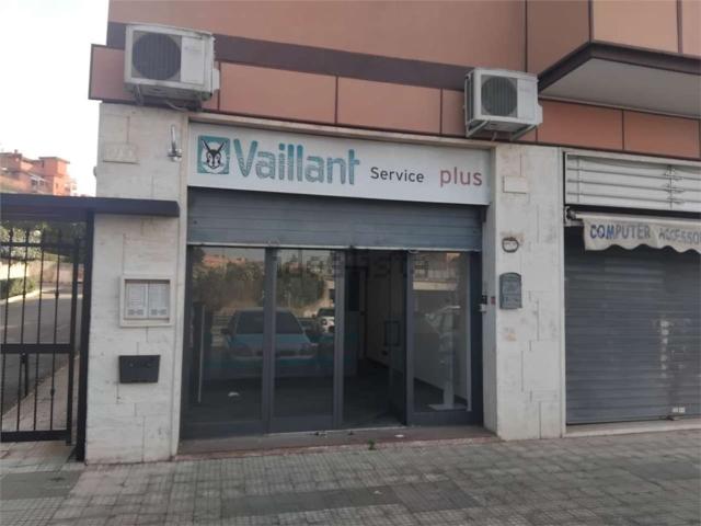 Locale in vendita di 53 m² in Via Trionfale, 11922