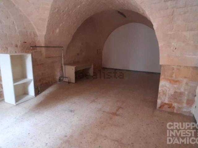 Locale in vendita di 53 m² in Via Monte la Croce