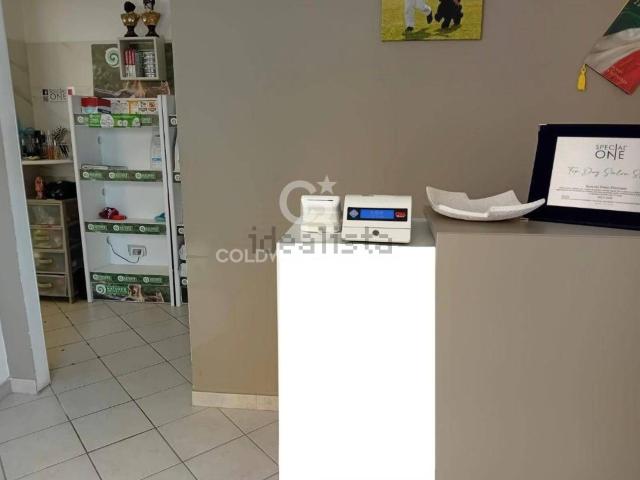 Locale in vendita di 53 m² in Via Orso Mario Corbino, 83