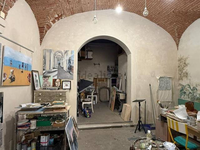 Locale in vendita di 53 m² in Via Santa Caterina