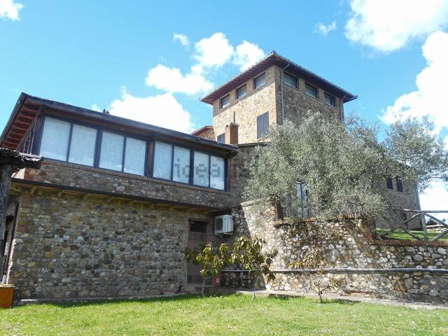Locale in vendita di 5000 m² in Strada regionale 222 Chiantigiana