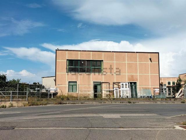 Locale in vendita di 500 m²