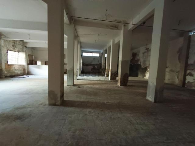 Locale in vendita di 500 m²