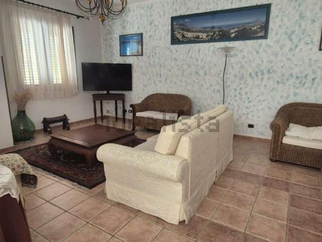 Locale in vendita di 500 m² in Via Salemi