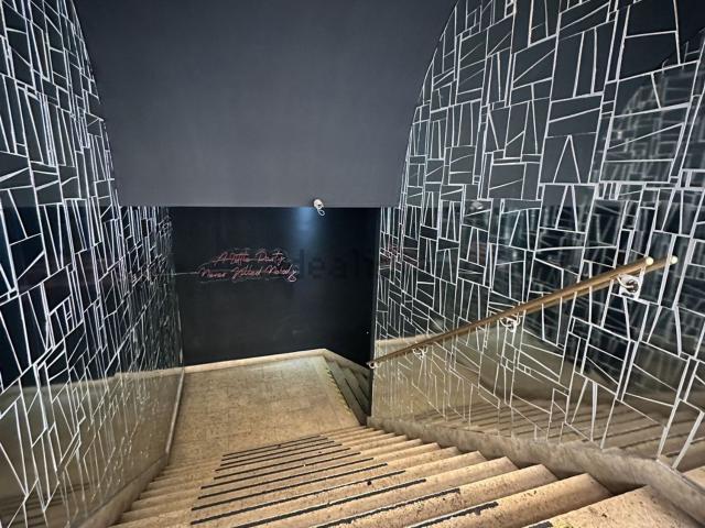 Locale in vendita di 500 m² in Via Principe Amedeo, 2