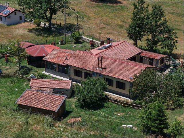 Locale in vendita di 500 m² in Contrada Conserva