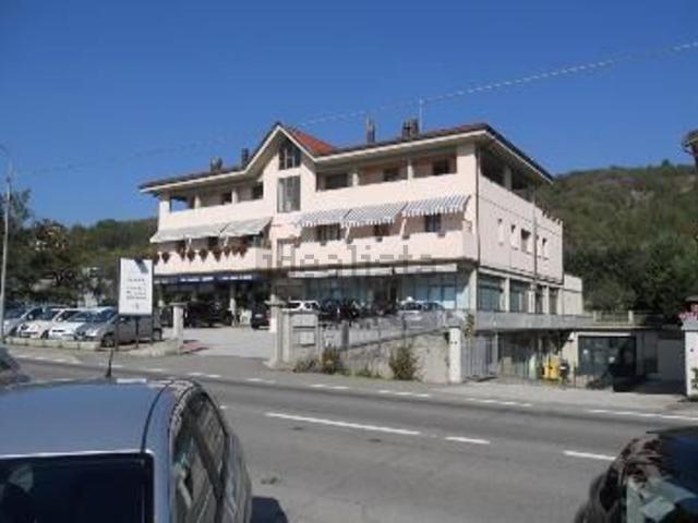 Locale in vendita di 508 m² in Via Giovanni XXIII, 68